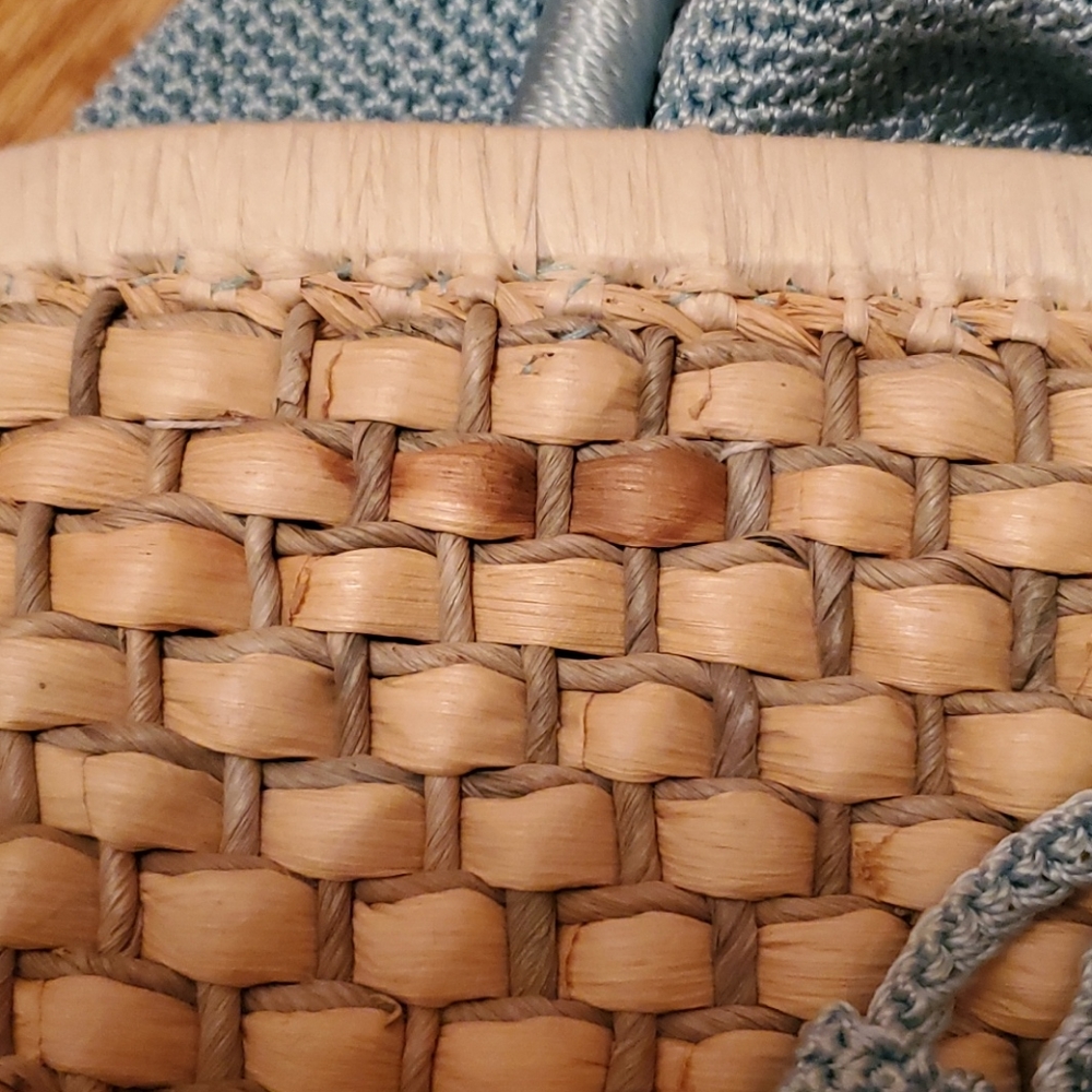 Hand bag - Picture 3 of 10